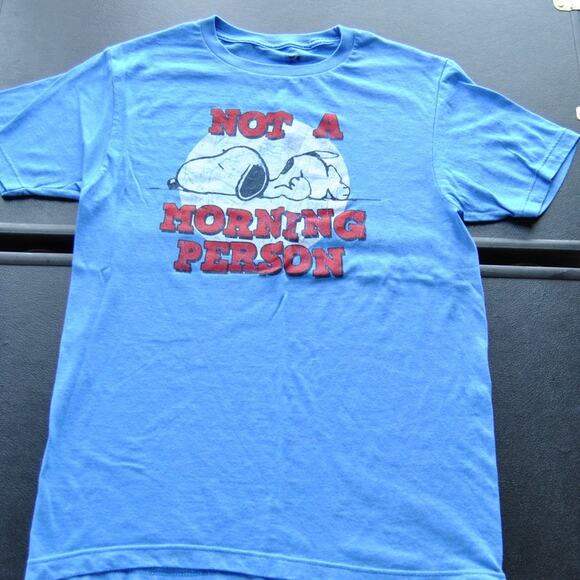 Not A Morning Person Snoopy x Peanuts Small Blue Short Sleeve Shirt - Picture 1 of 4